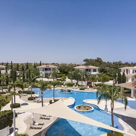 Atlantis Gardens Hotel 2*