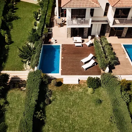 Ξενοδοχείο Atlantis Gardens Μαζωτός